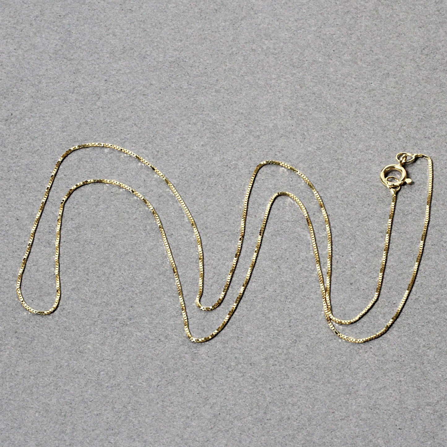 10k Yellow Gold Classic Box Chain 0.45mm