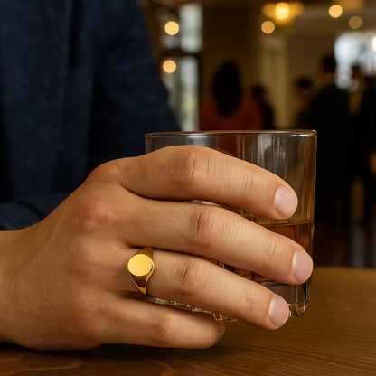 Classic Signet Ring in 10K Yellow Gold